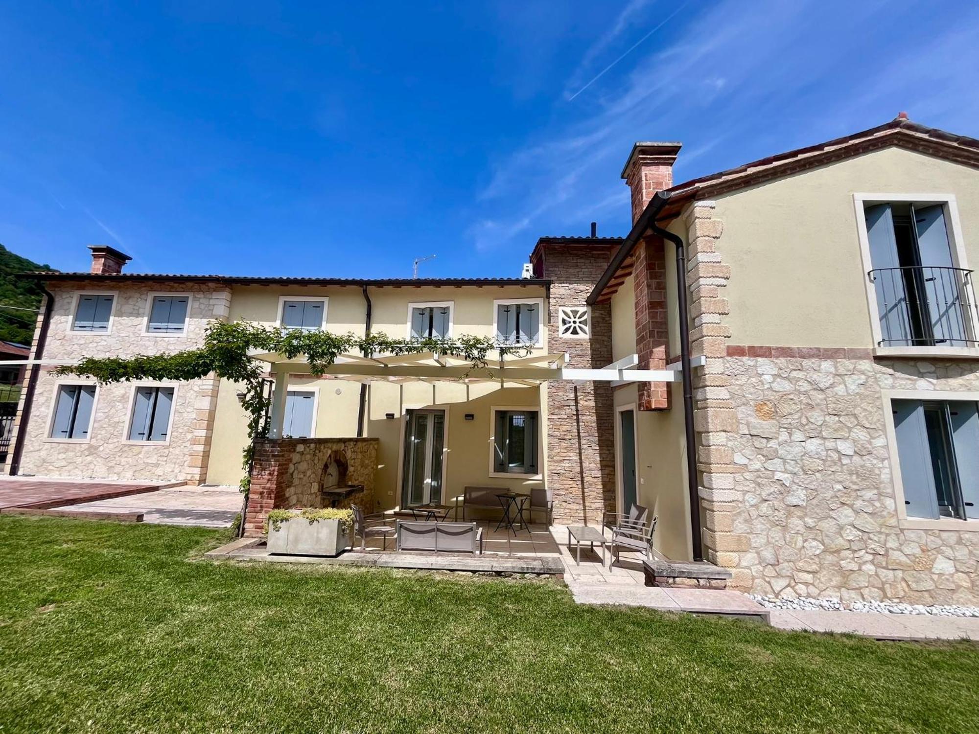 Villavecchia Castegnero エクステリア 写真